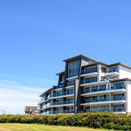 32 One Lusty Glaze In Newquay * Newquay (Cornwall)