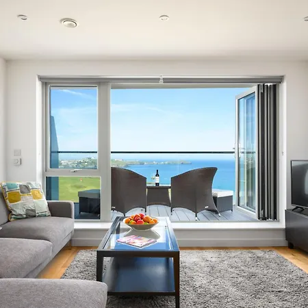 32 One Lusty Glaze In Newquay * Newquay (Cornwall)
